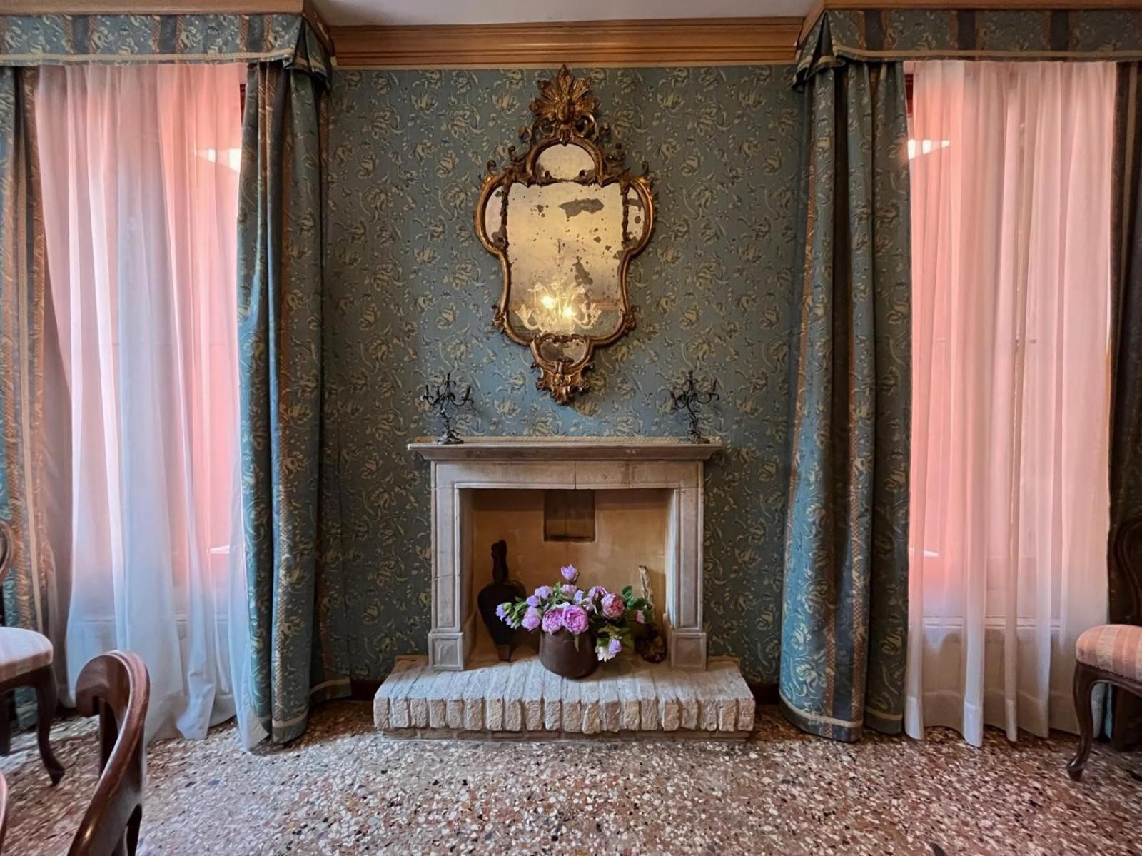 Апартаменты Palazzetto San Lio, Rialto Венеция Экстерьер фото