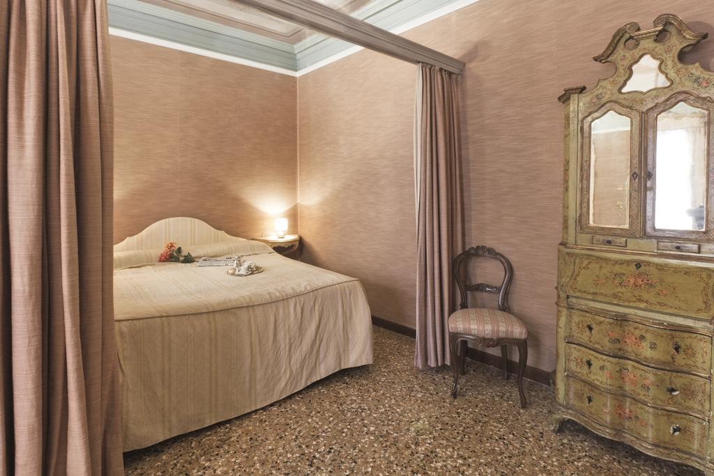 Апартаменты Palazzetto San Lio, Rialto Венеция Экстерьер фото