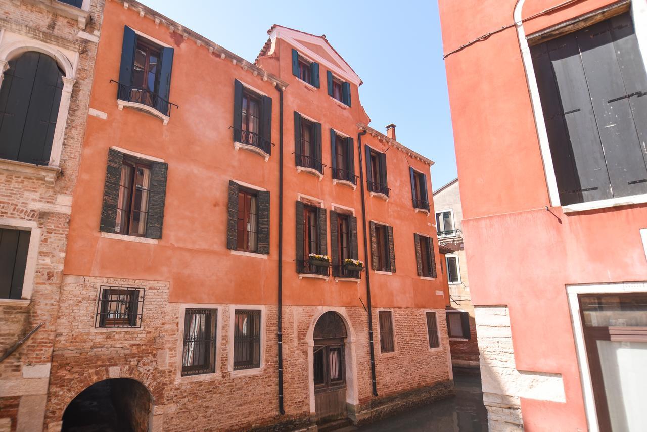Апартаменты Palazzetto San Lio, Rialto Венеция Экстерьер фото